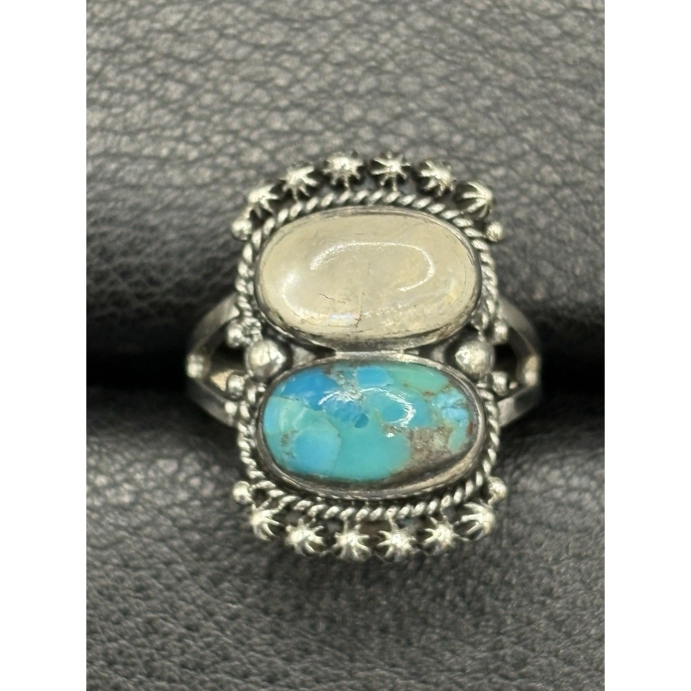 New Condition Sterling Silver Moonstone Turquoise Ring Size 5 E18